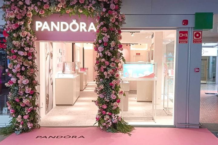 Pandora Centro Comercial Plaza del Duque, Tenerife