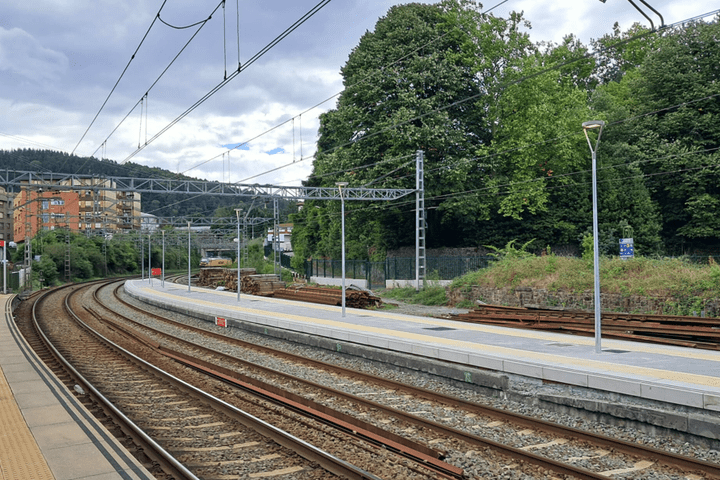 Estación Ugao-Miraballes, Vizcaya