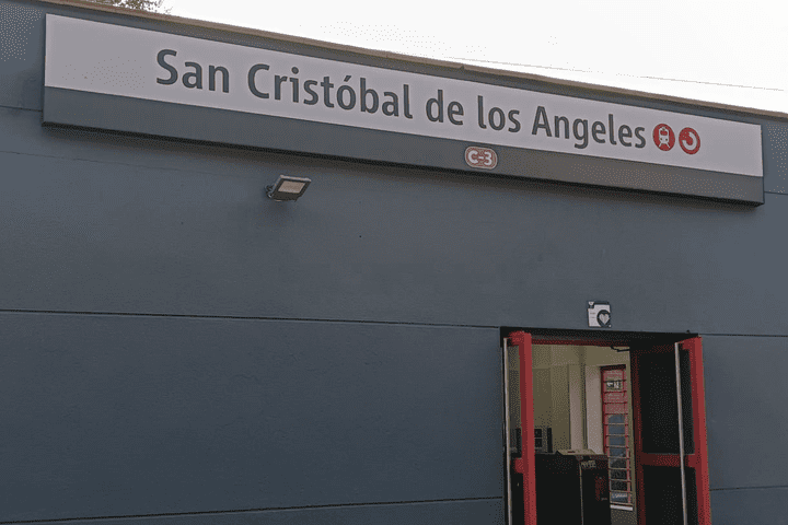 Adecuación del paso inferior del apeadero de San Cristóbal de los Angeles, Madrid