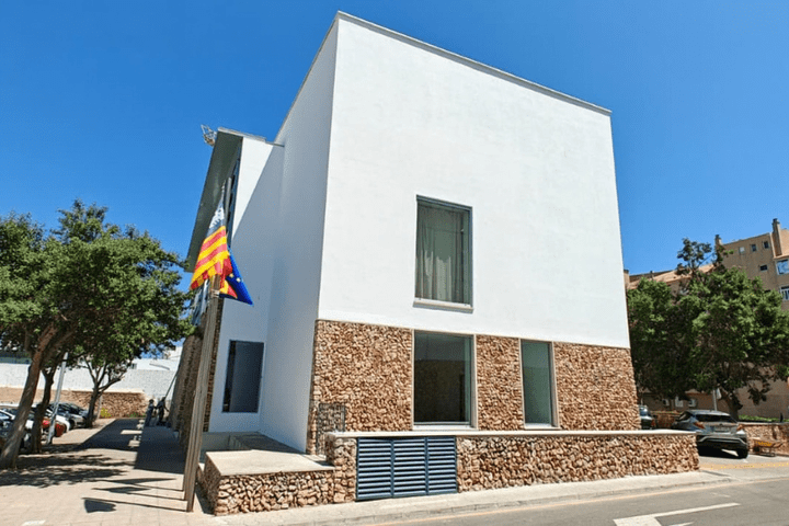 Mejora de la estanqueidad y adecuación de los Juzgados de Mahón, Menorca